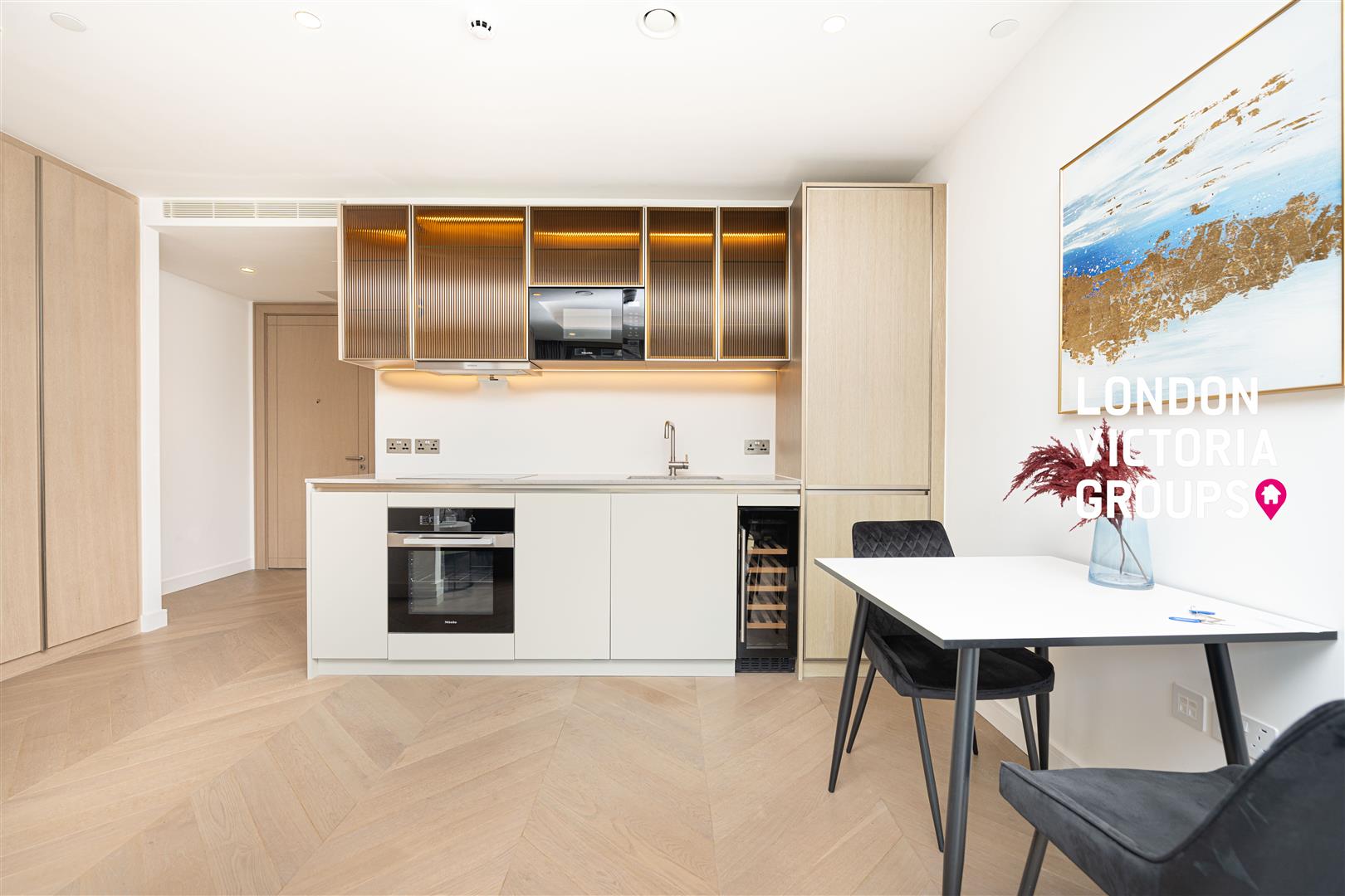 16 Minories, London